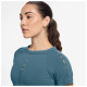 Nike Γυναικεία κοντομάνικη μπλούζα One Fitted Dri-FIT Cropped Top